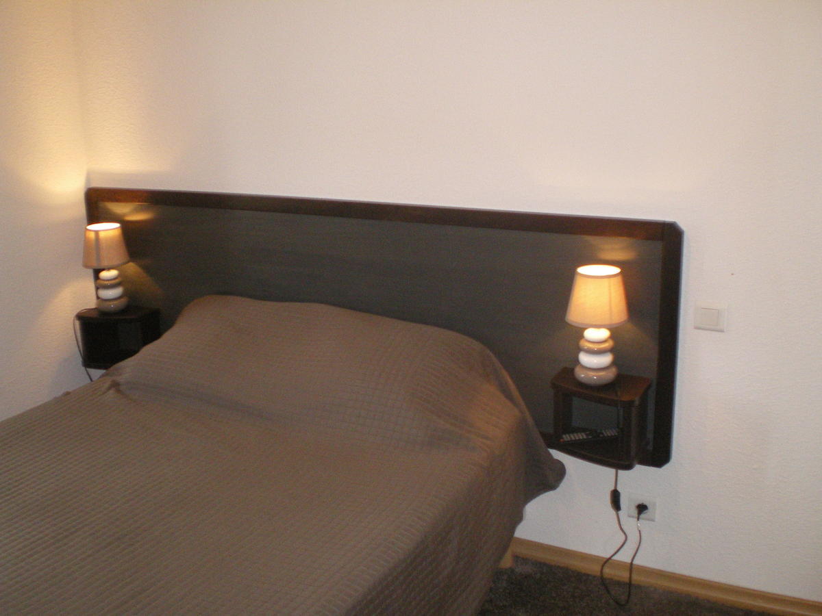 L'Auberge Fleurie Le Nayrac Habitación foto